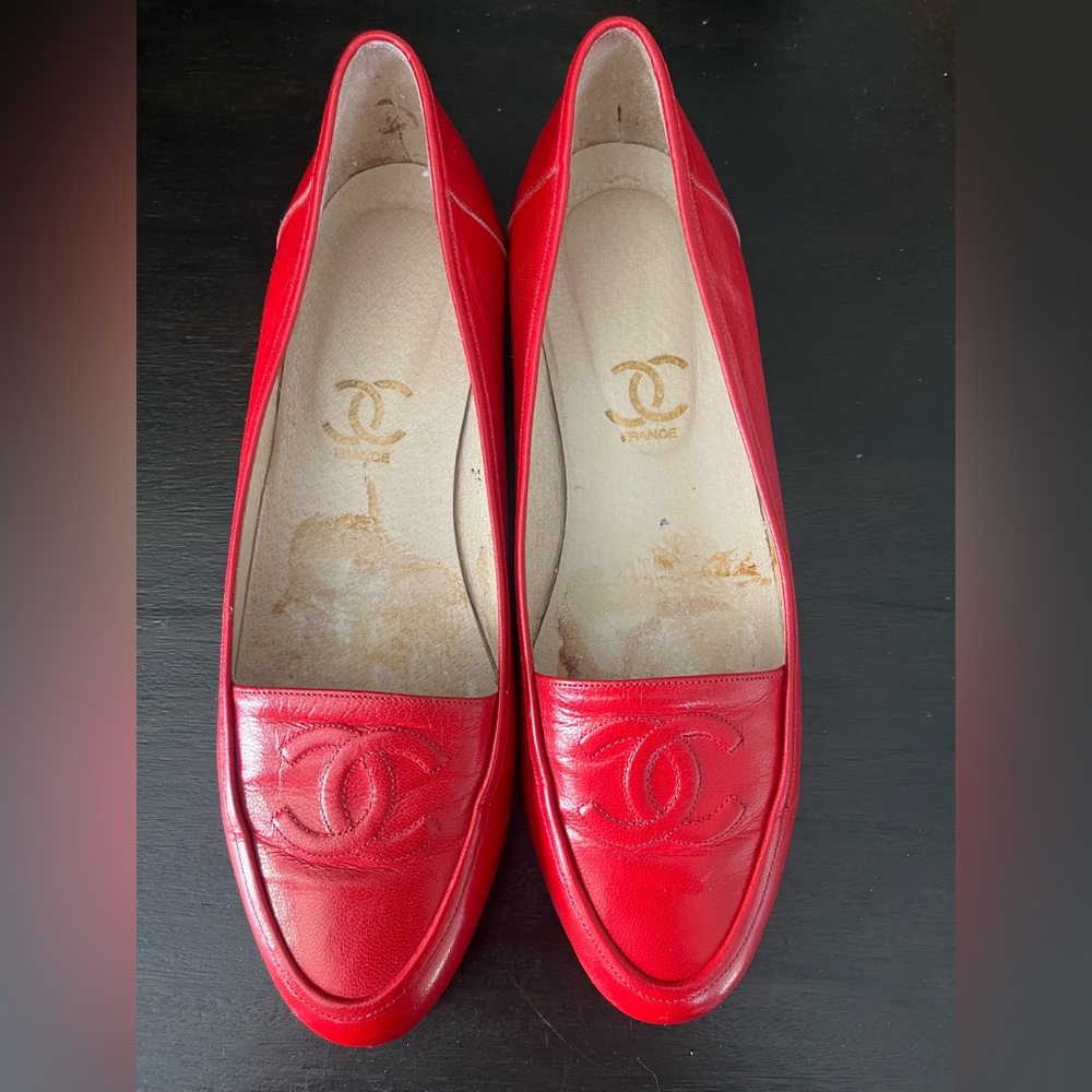 CHANEL Loafers size 8